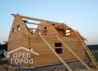 Подготовка к установке стропильной системы дома 8x9